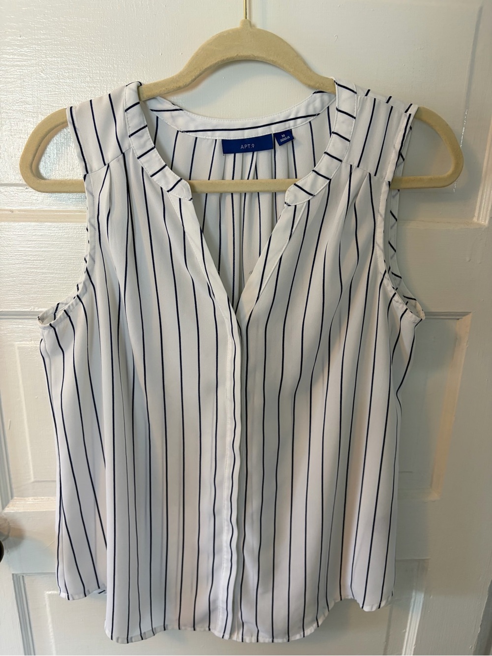 Apt. 9 White Sleeveless Vertical-Stripe Blouse
